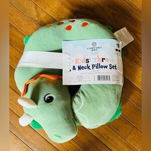 Comfort Bay Kids' Green Dinosaur Throw and Pillow Set